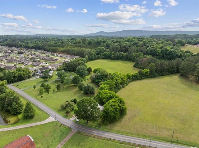 329 New Zion Road SW, Calhoun, GA 30701