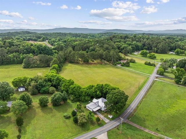 329 New Zion Road SW, Calhoun, GA 30701