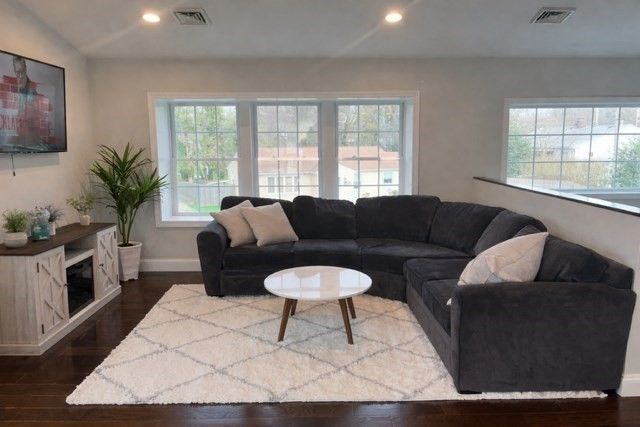 29 Calumet, Johnston, RI 02919