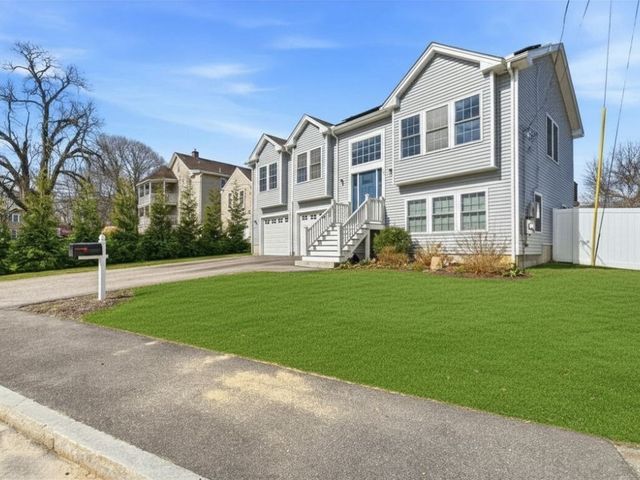 29 Calumet, Johnston, RI 02919