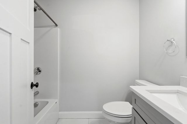 29 Calumet, Johnston, RI 02919