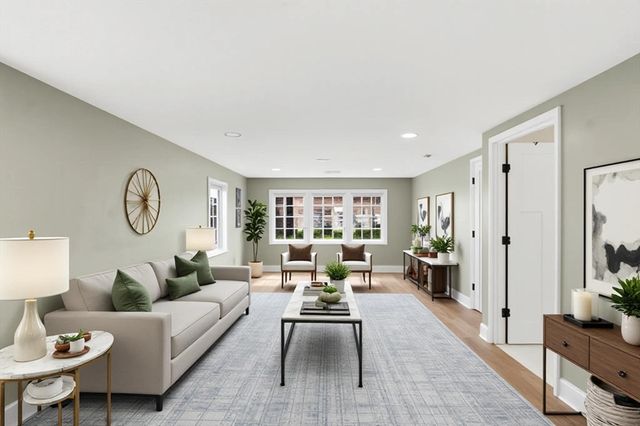 29 Calumet, Johnston, RI 02919