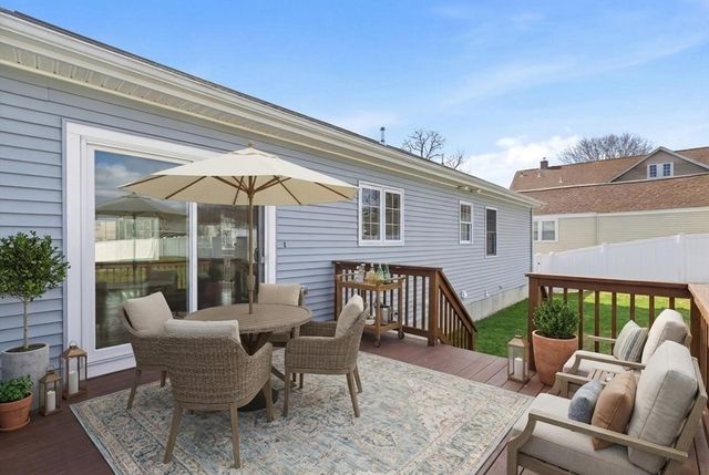 29 Calumet, Johnston, RI 02919