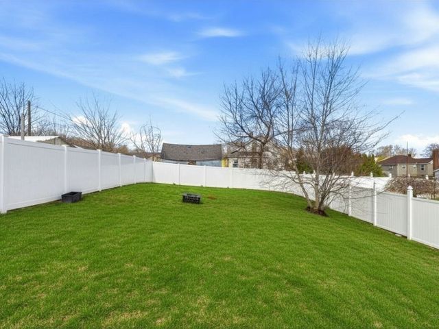 29 Calumet, Johnston, RI 02919