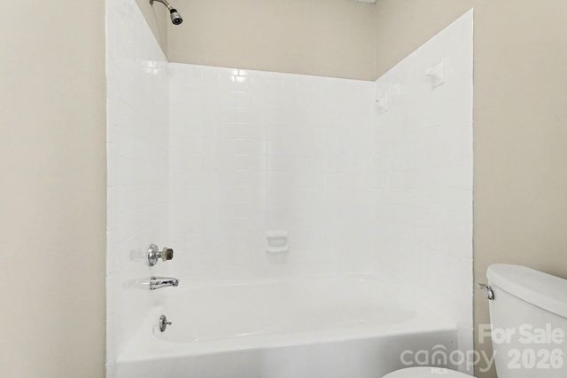 6227 Windsor Gate Lane, Charlotte, NC 28215