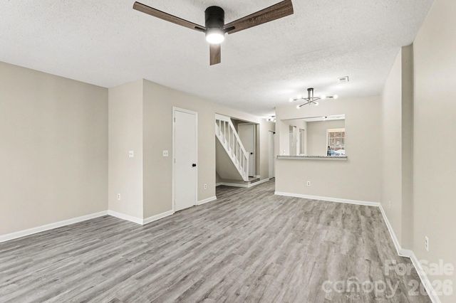 6227 Windsor Gate Lane, Charlotte, NC 28215