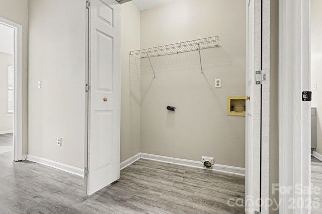 6227 Windsor Gate Lane, Charlotte, NC 28215