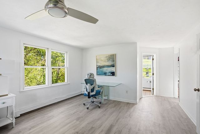 42 Duck Ln, Hull, MA 02045