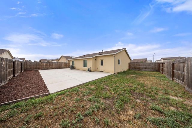 785 Dean Ct, Merced, CA 95341