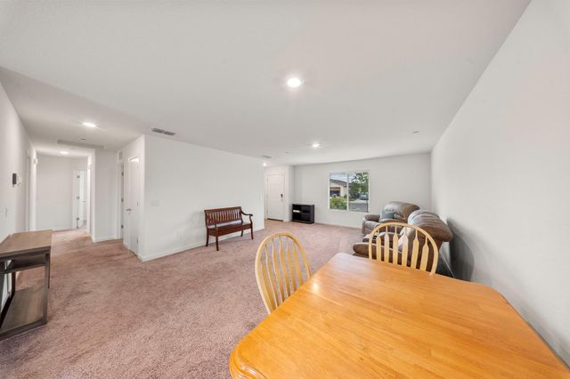 785 Dean Ct, Merced, CA 95341