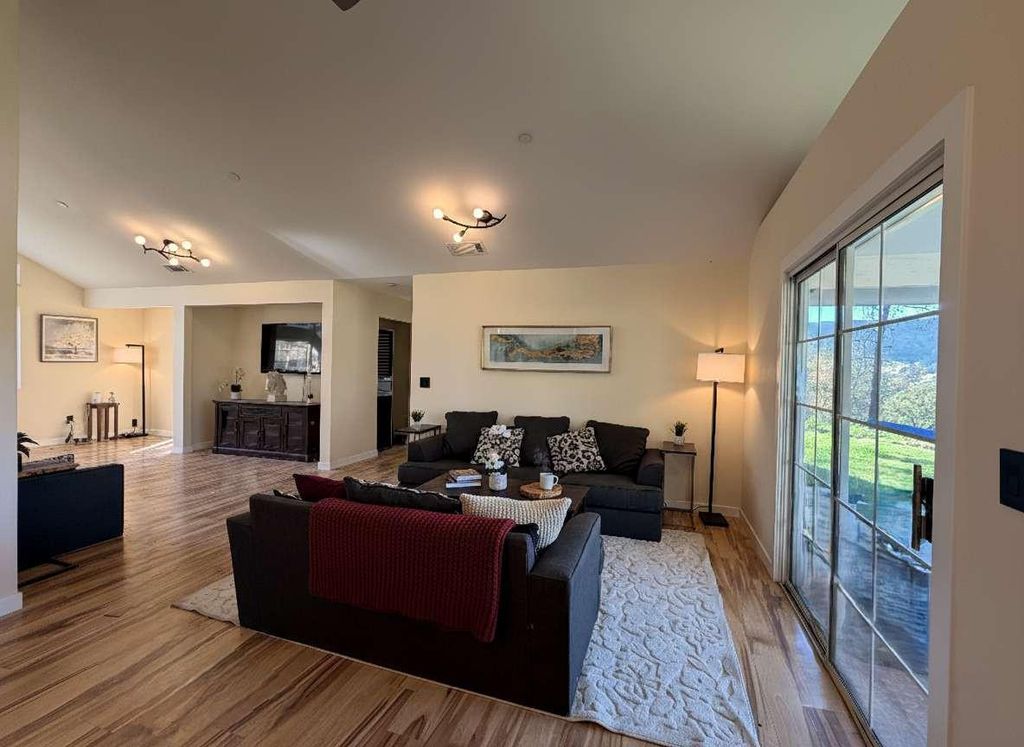 Image 21 of property listing at 23224 Granite Creek Lane, Clovis, CA 93619