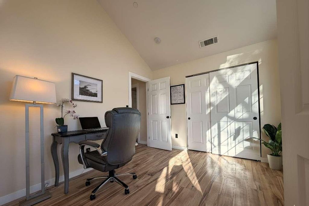 Image 33 of property listing at 23224 Granite Creek Lane, Clovis, CA 93619