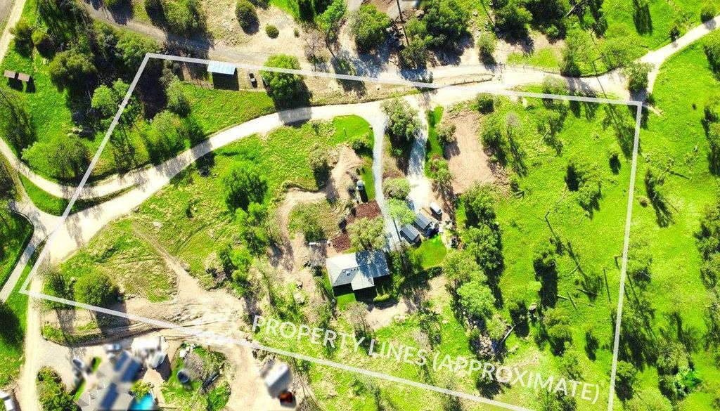 Image 4 of property listing at 23224 Granite Creek Lane, Clovis, CA 93619