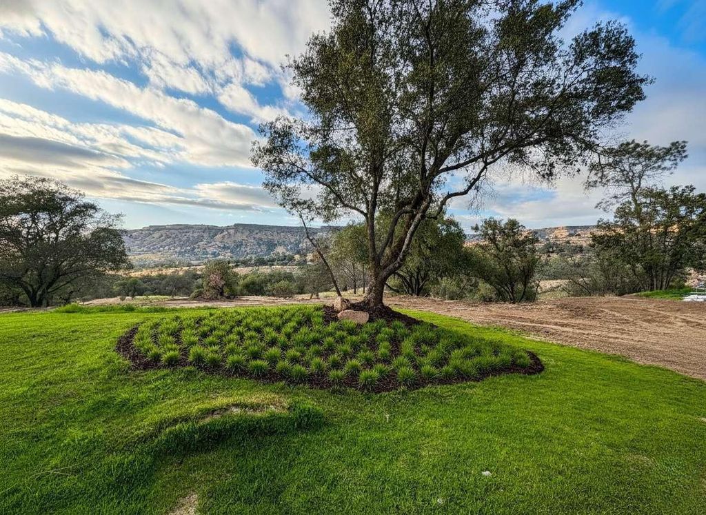 Image 55 of property listing at 23224 Granite Creek Lane, Clovis, CA 93619