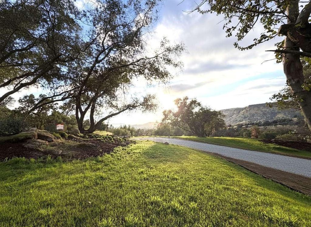 Image 59 of property listing at 23224 Granite Creek Lane, Clovis, CA 93619