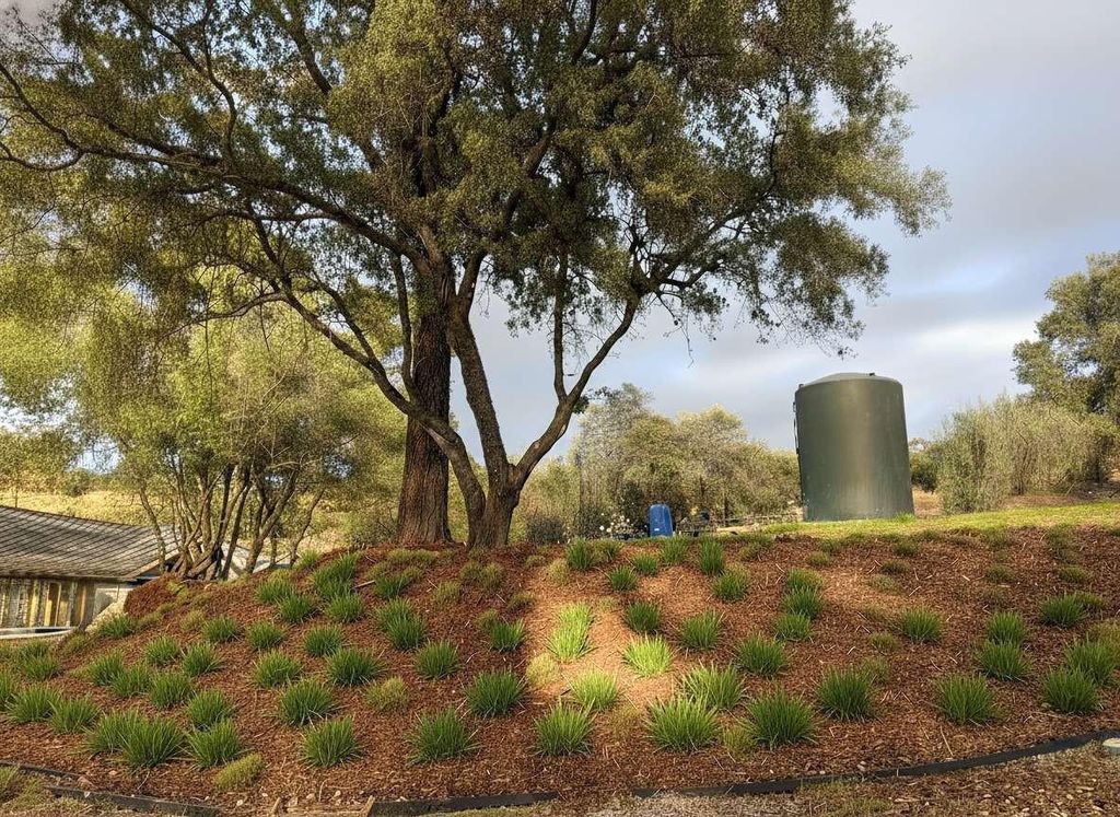 Image 64 of property listing at 23224 Granite Creek Lane, Clovis, CA 93619