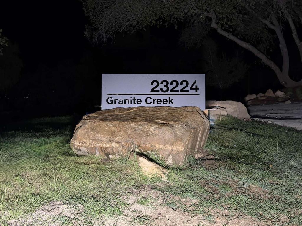 Image 86 of property listing at 23224 Granite Creek Lane, Clovis, CA 93619