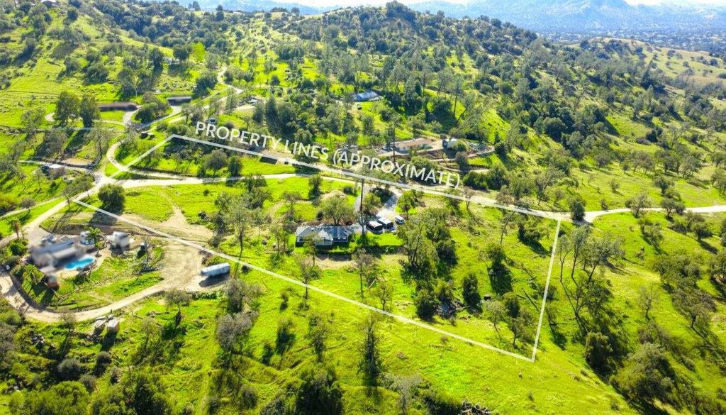 Image 91 of property listing at 23224 Granite Creek Lane, Clovis, CA 93619