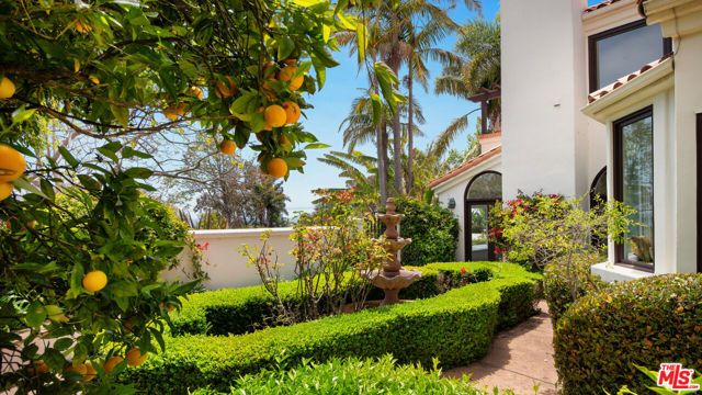 29675 Harvester Road, Malibu, CA 90265