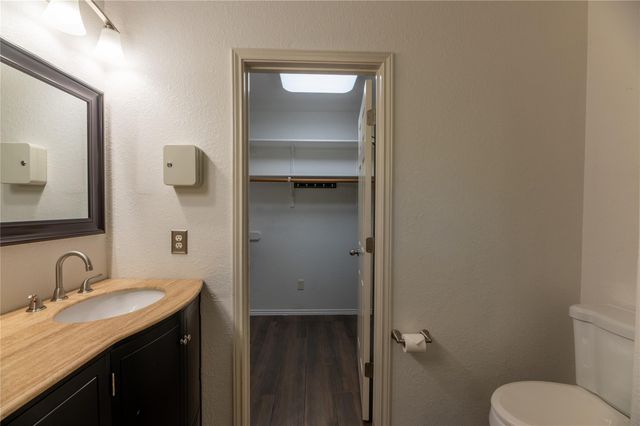 2604 Hutton LN, Leander, TX 78641