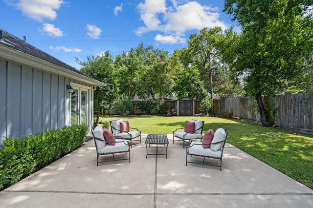 9605 Cedardale Drive, Houston, TX 77055
