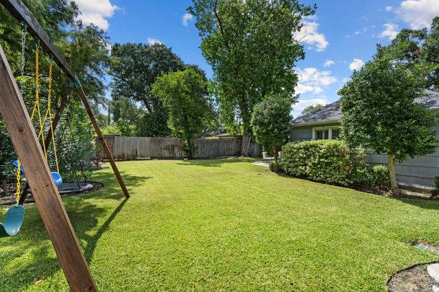 9605 Cedardale Drive, Houston, TX 77055