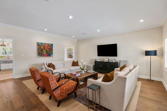9605 Cedardale Drive, Houston, TX 77055