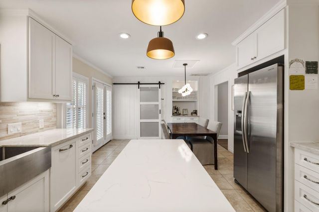 9605 Cedardale Drive, Houston, TX 77055