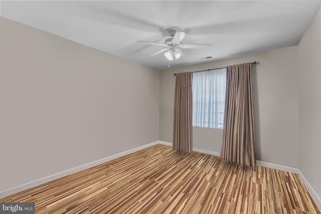 19622 Galway Bay Cir Apt 204, Germantown, MD 20874