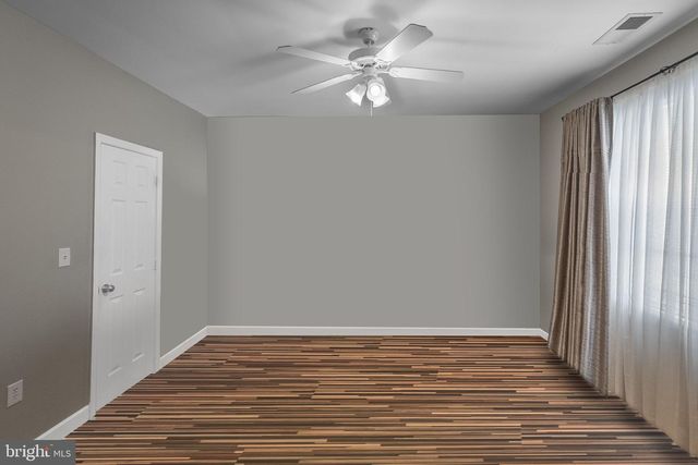 19622 Galway Bay Cir Apt 204, Germantown, MD 20874