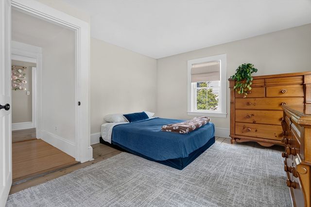 11 Crescent St, Stow, MA 01175