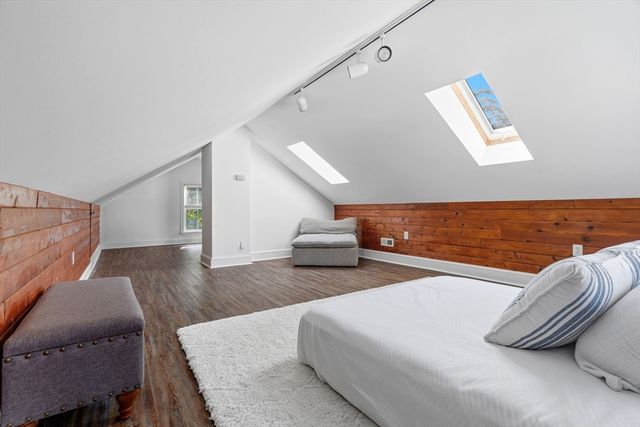 11 Crescent St, Stow, MA 01175