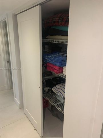 2326 S Cypress Bend Dr 221, Pompano Beach, FL 33069