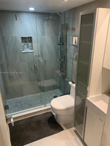 2326 S Cypress Bend Dr 221, Pompano Beach, FL 33069