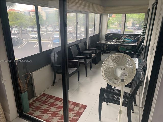 2326 S Cypress Bend Dr 221, Pompano Beach, FL 33069