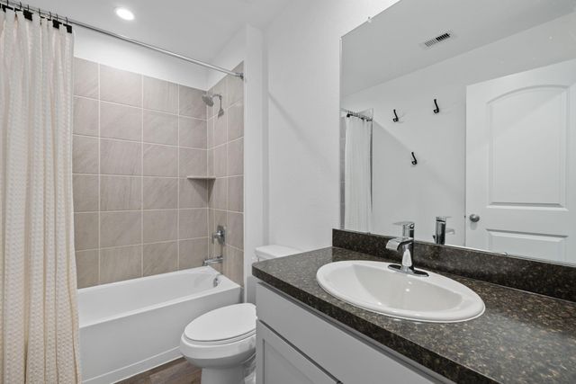 5710 Vintage Oakmont Drive, Spring, TX 77373