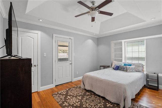 1921 Pin Oak Road, Edinburg, TX 78539