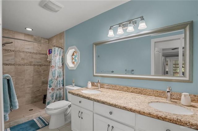 1921 Pin Oak Road, Edinburg, TX 78539