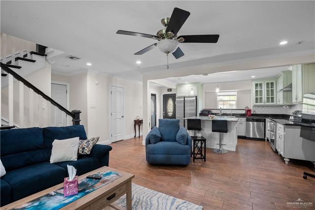 1921 Pin Oak Road, Edinburg, TX 78539