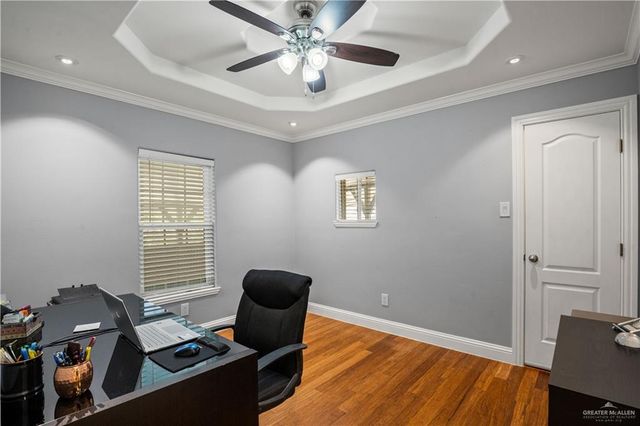 1921 Pin Oak Road, Edinburg, TX 78539