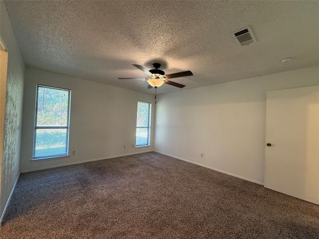 1809 Prince Drive, Benbrook, TX 76126