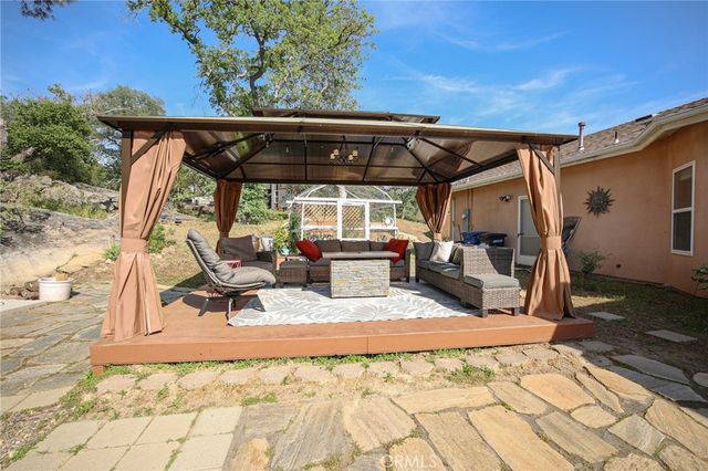 41121 Long Hollow, Coarsegold, CA 93614