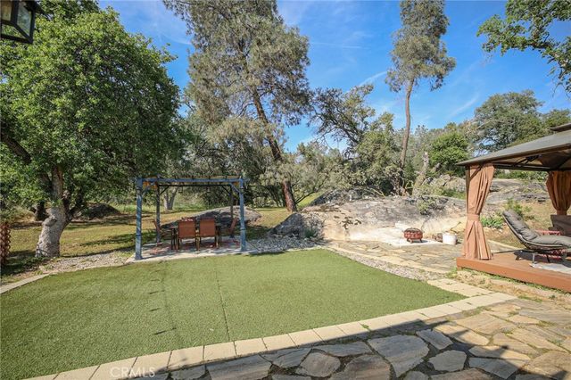 41121 Long Hollow, Coarsegold, CA 93614