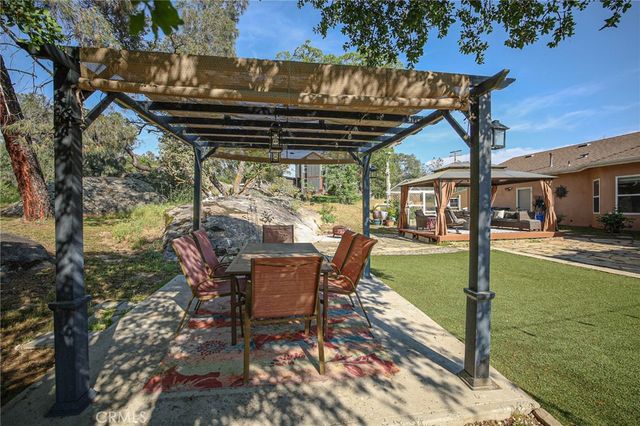 41121 Long Hollow, Coarsegold, CA 93614