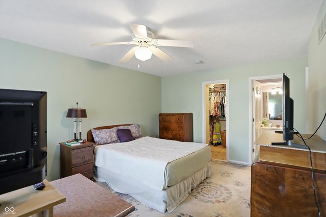 7553 Farm View Circle E, Indianapolis, IN 46256