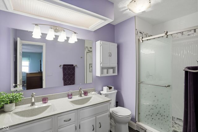 7553 Farm View Circle E, Indianapolis, IN 46256