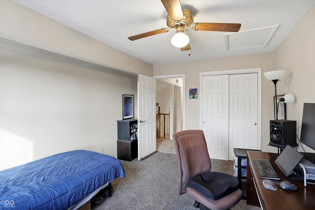 7553 Farm View Circle E, Indianapolis, IN 46256