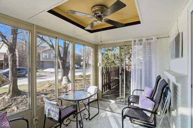 7553 Farm View Circle E, Indianapolis, IN 46256