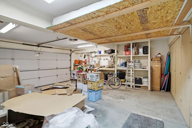 7553 Farm View Circle E, Indianapolis, IN 46256