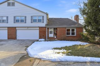 7553 Farm View Circle E, Indianapolis, IN 46256